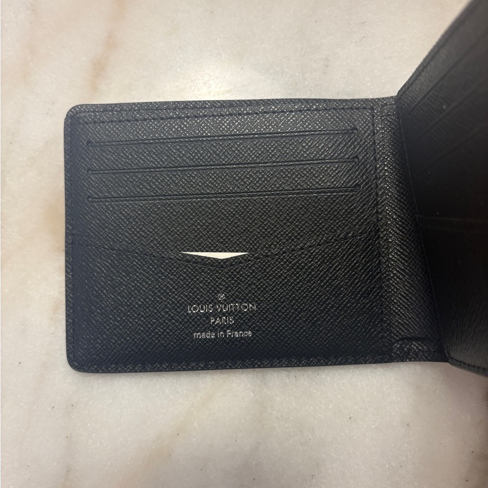 Louis Vuitton Textured Black Card Holder - Picture 3 of 7